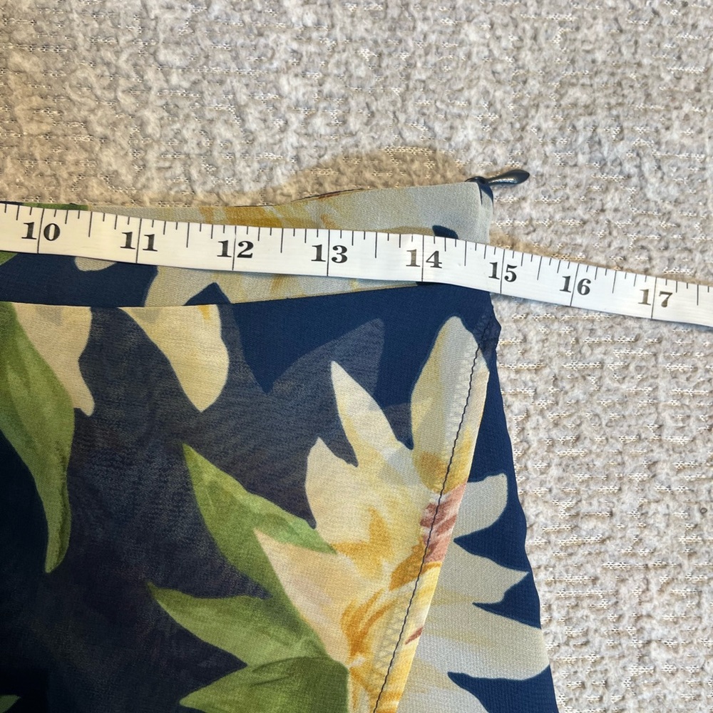 Show Me Your Mumu Sunflower Two-Piece Set: Tie Front Top & Maxi Skirt - Medium - Picture 16 of 17